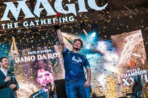 The Magic World Championship: How the Prize Pool Impacts Player Careers